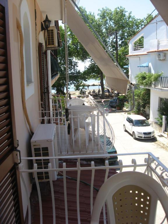 Venus Rooms Katelios Bilik gambar