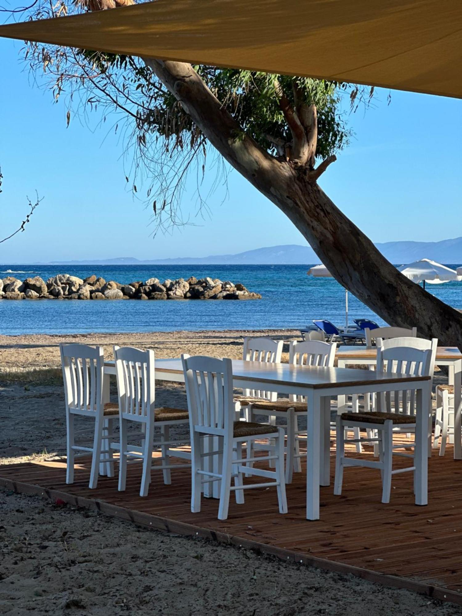 Venus Rooms Katelios Luaran gambar